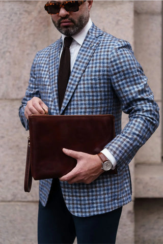 Must-Have Clutches